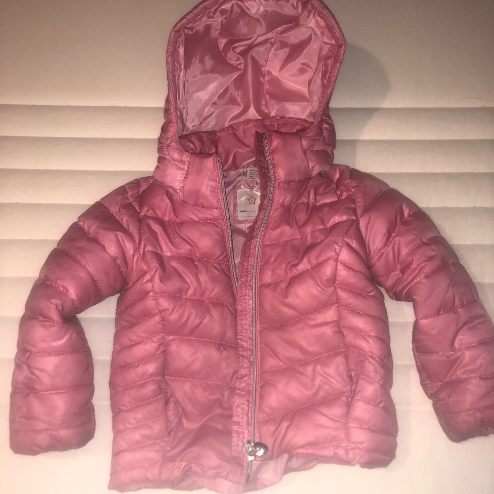 Bubble gum pink puffer jacket